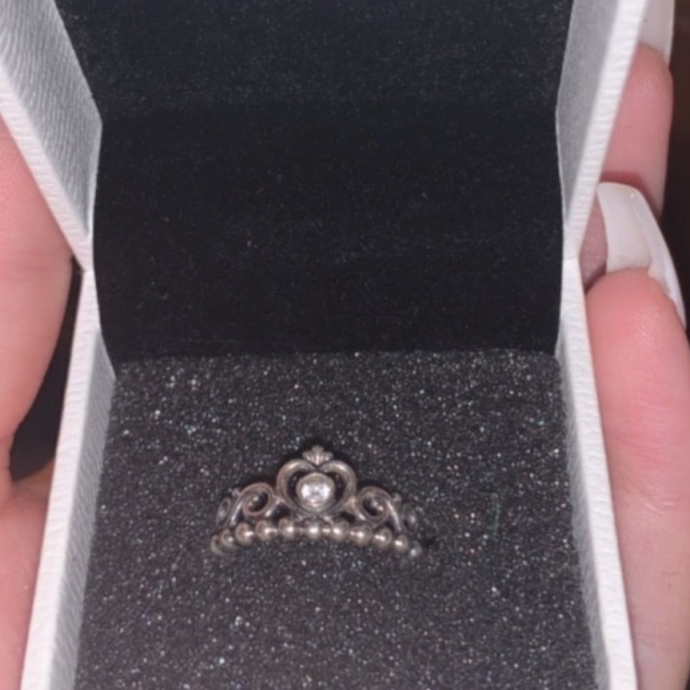 Pandora Princess Ring